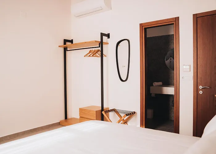 Mazi - Pied A Terre